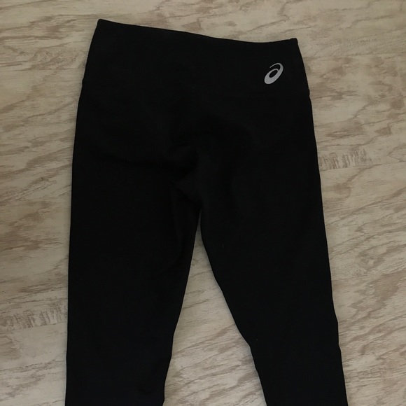 ASICS cropped women’s leggings - Picture 3 of 6